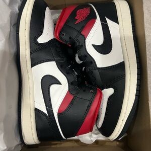 Jordan Air Mid Black and Red Sneakers